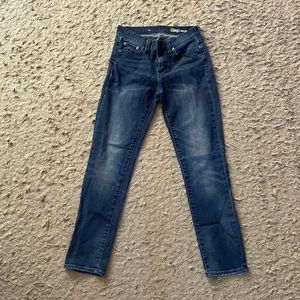 Gap 1969 jeans size 24